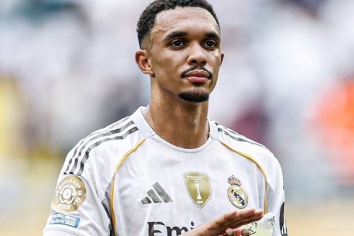 ESPN：皇马付1000万欧提前签阿诺德，世俱杯唯一输球比赛后者伤缺