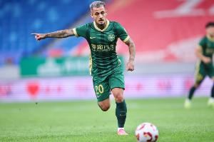 热身赛-大连英博1-2浙江队 米特里策&弗兰克、佩尼亚破门