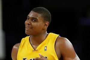 曾执导过拜纳姆！贾巴尔：拜纳姆的技巧很糙 他不爱篮球