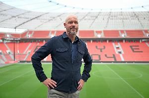 滕帅好难！药厂2000万欧卖扎卡，今夏已卖6人&四核1.87亿离队🥶