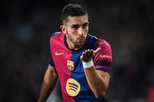 费兰：巴萨目标永远是赢下所有奖杯，像去年的三冠再加欧冠🏆