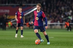 每体：巴萨希望尽快与德容完成续约，但球员更换经纪人或造成障碍