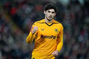 世体：格德斯抵达西班牙加盟皇家社会即将官宣，今天签约明天训练