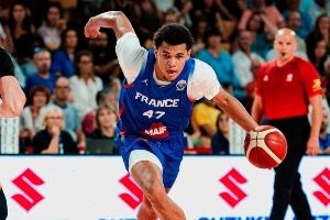 😳法国男篮连裁三人：雷霆冠军前锋、黄蜂内线、前NBA乐透秀