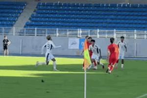 王钰栋热身赛遭飞踹！经纪人金畅：国家队有没有考虑过保护年轻人