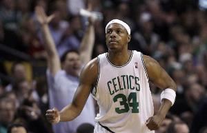 皮尔斯：万幸我被捅的夜店到医院就一条马路 不然我可能真没了