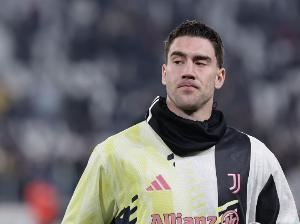 记者:尤文想以500万-600万欧年薪续约弗拉霍维奇,球员要签字费