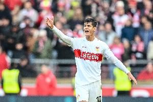 切玛:我觉得自己更像罗德里而不是布斯克茨,但他们的水平高很多